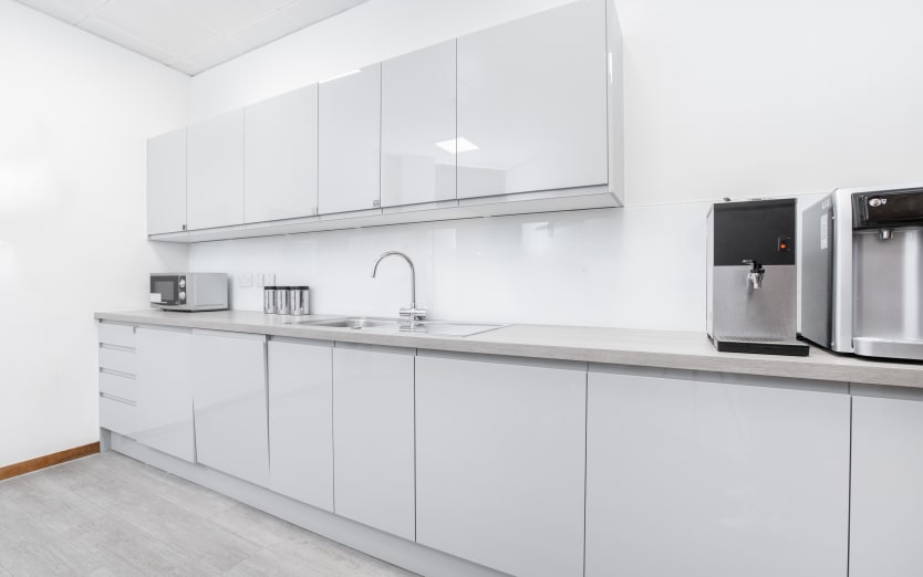 6-9 The Square, Uxbridge, UB11 1FW