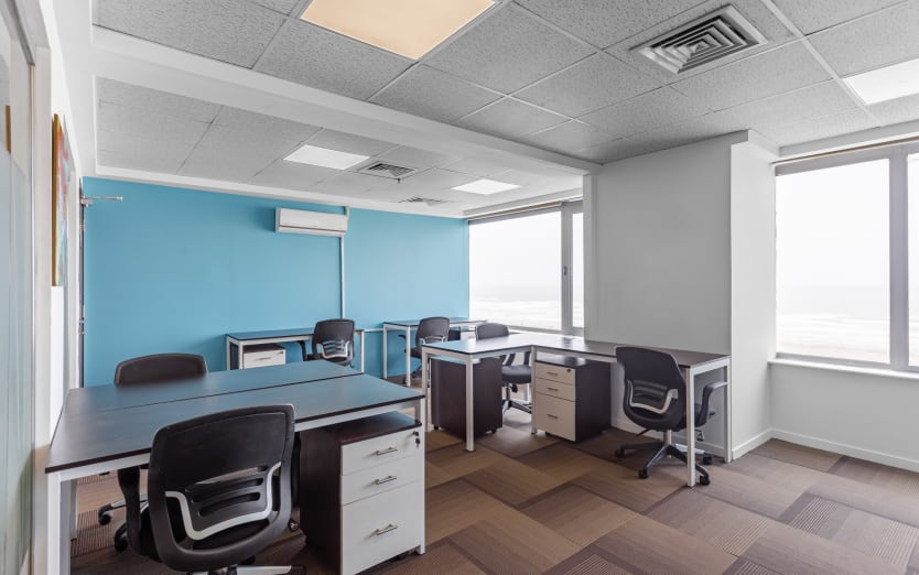 Office Space in Executive Towers Dolmen Mall, Karachi, 0 Easy Offices