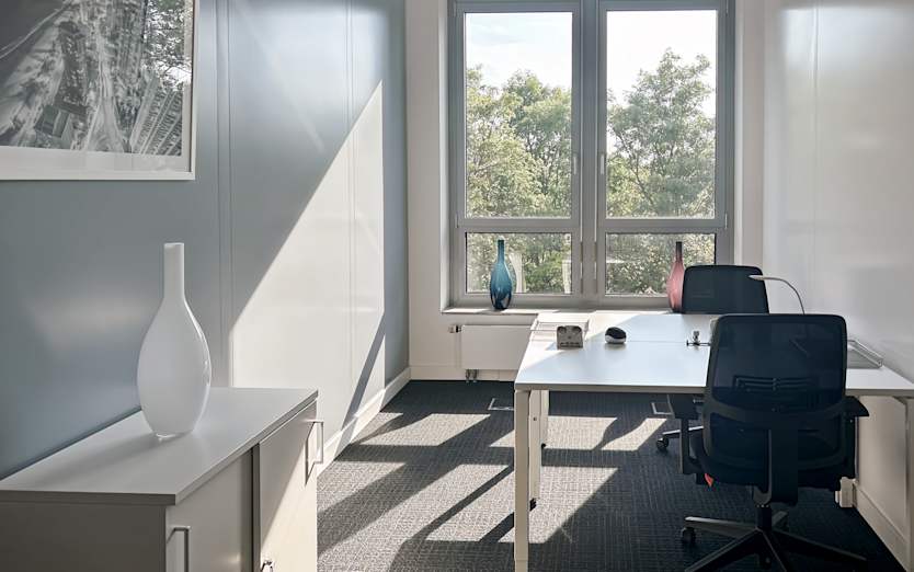 Ruhrallee 185, 3rd Floor - Excellent Business Center, 45136