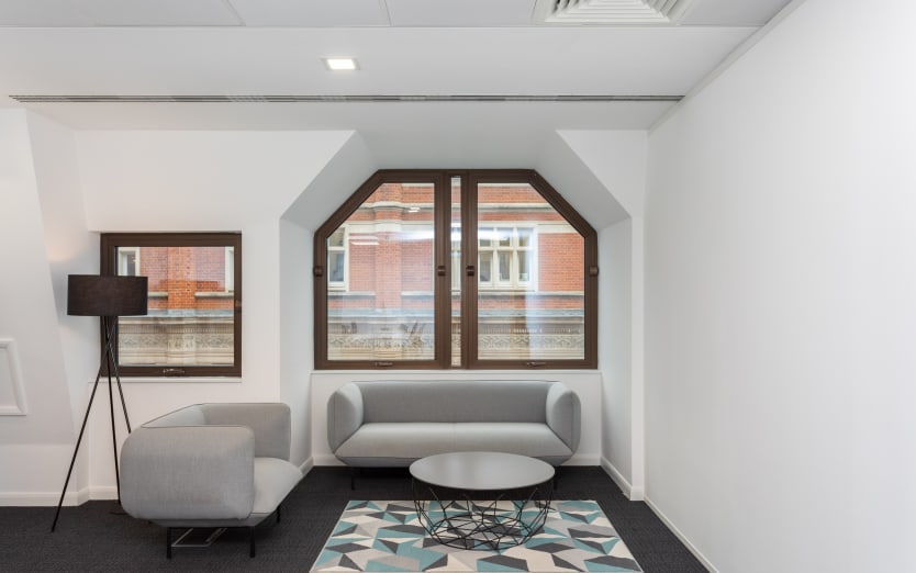 Tallis Street, Fleet Street, EC4Y 0AB