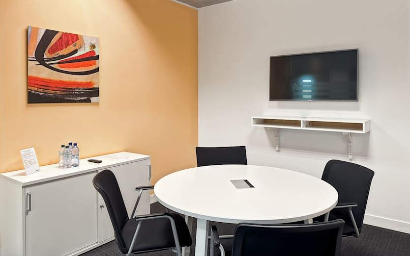 Viale Enrico Forlanini 23, 20134