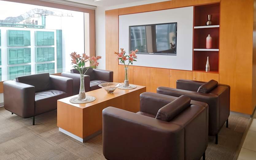 Av. Sto. Toribio 173 y Via Central 125, Edif. Real Ocho, piso 16, 27