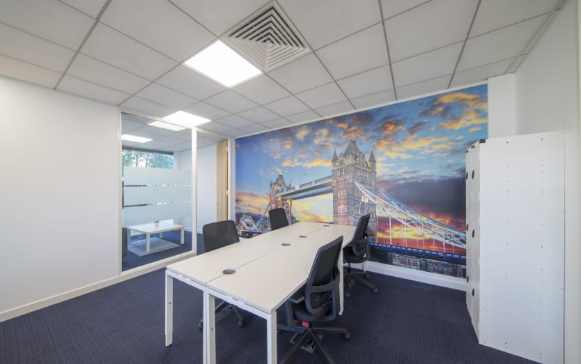 Fairbourne Drive, Milton Keynes, MK10 9RG