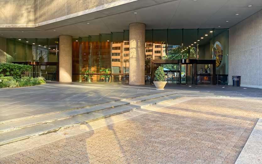 650 Poydras Street, Downtown, Suite 1400, 70130