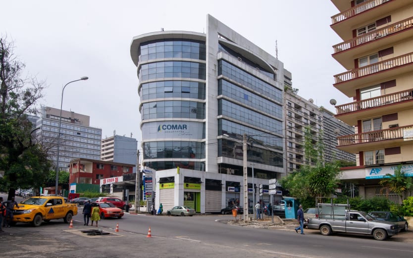 À l'angle de la rue Dr Crozet et du Boulevard de la République, Bâtiment XL, 6e et 7e étages