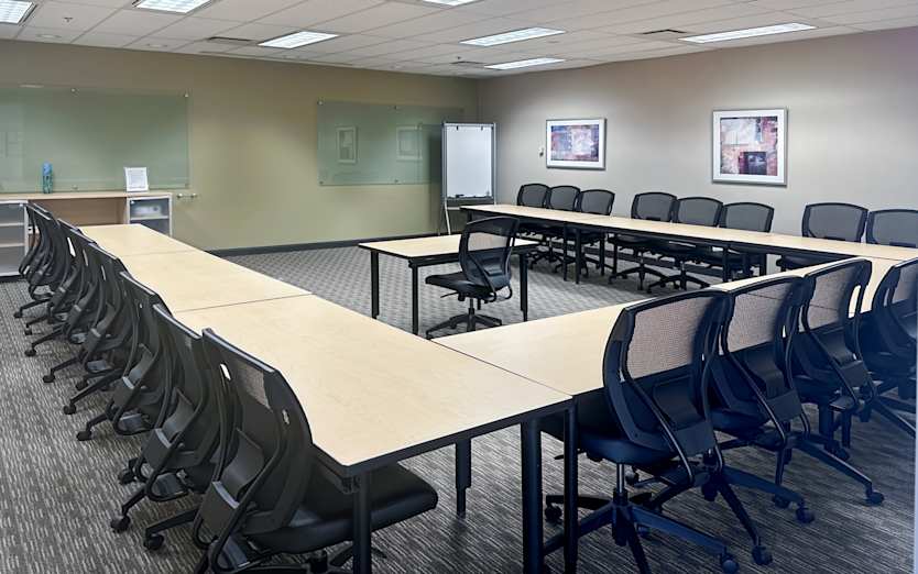 2425 Matheson Boulevard East, 8th Floor, L4W 5K4