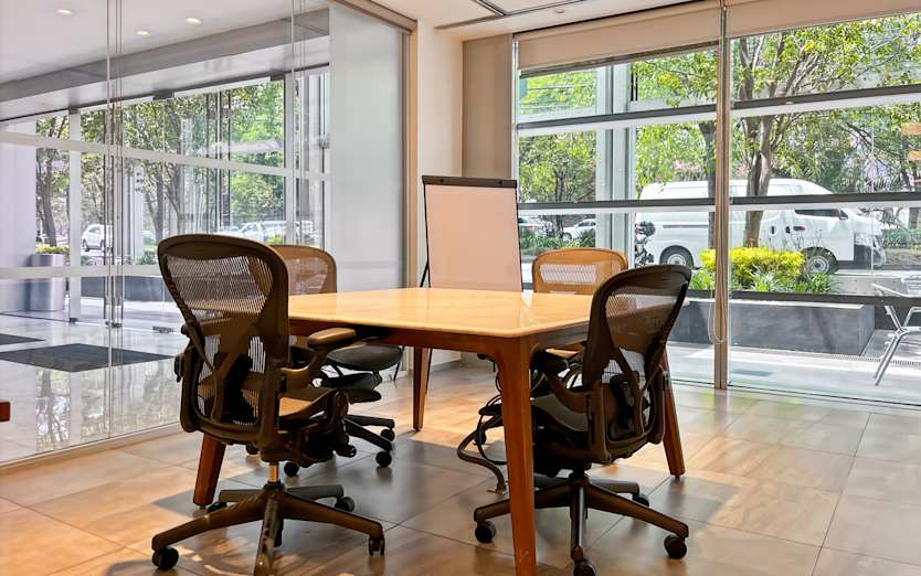 Ground Floor, 150 Prado Sur, Col. Lomas de Chapultepec, 11000