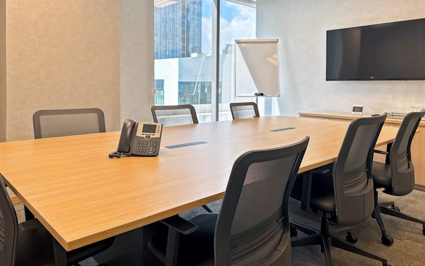 Av. Juscelino Kubitschek,2041 - Torre B, 5º andar, Vila Olímpia, 04543-011