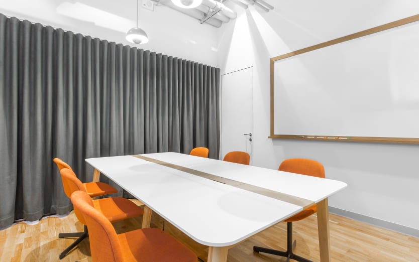 2 Maidan Nezalezhnosty sq., 01001