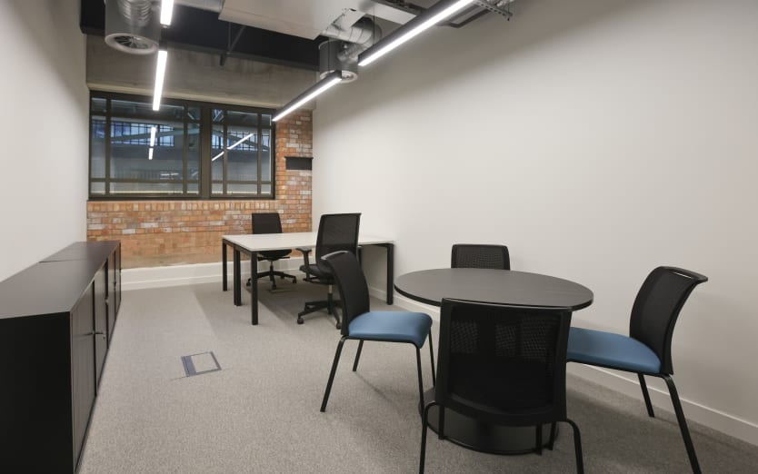 188 Kirtling St, Nine Elms, SW11 8BZ