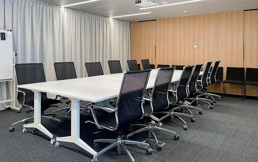 Konstitucijos av. 21A, LT-08130