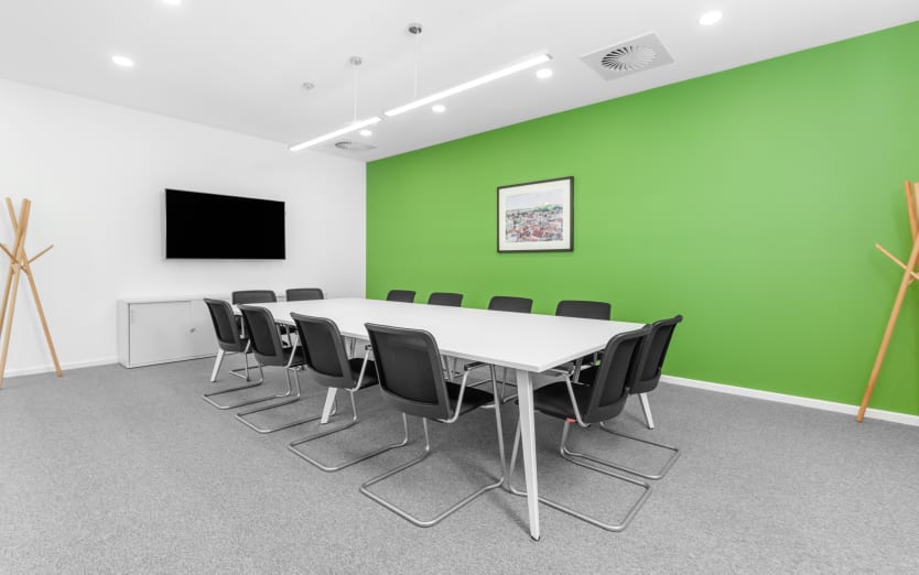 2 Guildford Business Park Road, Guildford, GU2 8XG