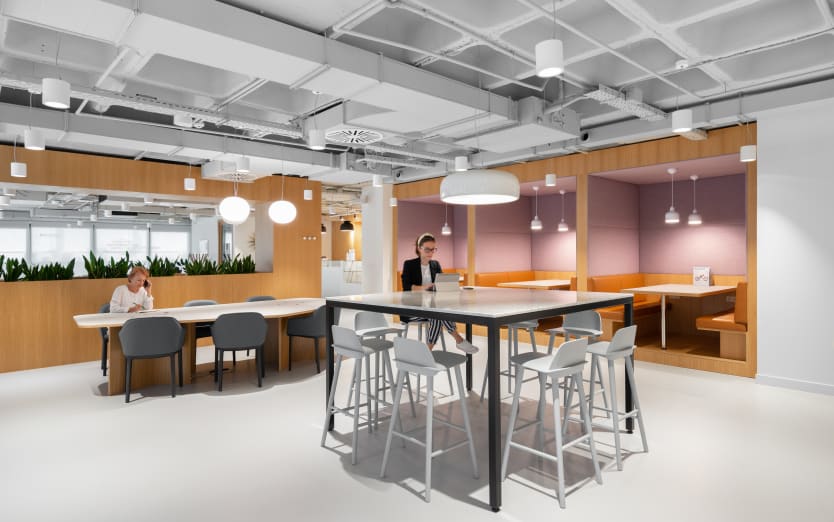 Plaza de Villasís, 2, 41003