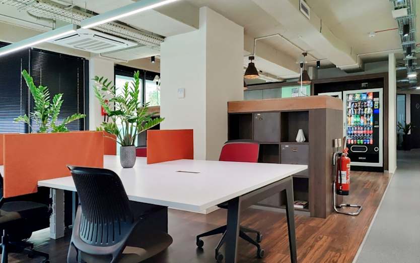 Junction Business Centre, Sqaq Lourdes, SWQ 3334