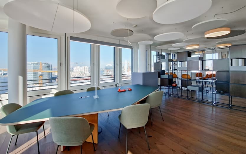 Signature by Regus Watermark, Überseeallee 10, 20457