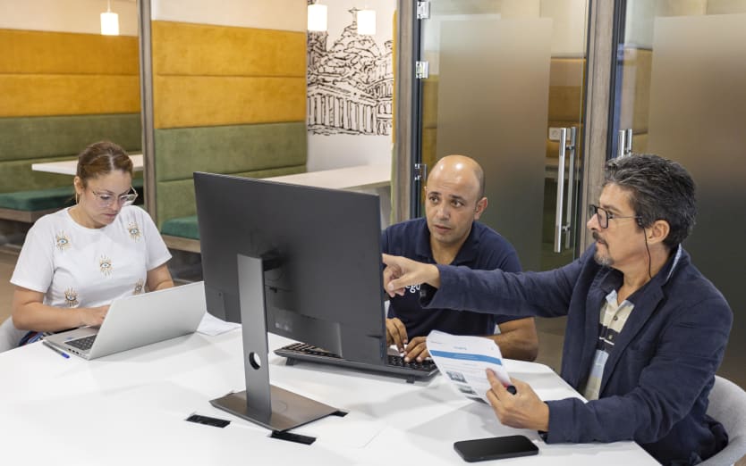 Boulevard du 11 Décembre, Val D'Hydra