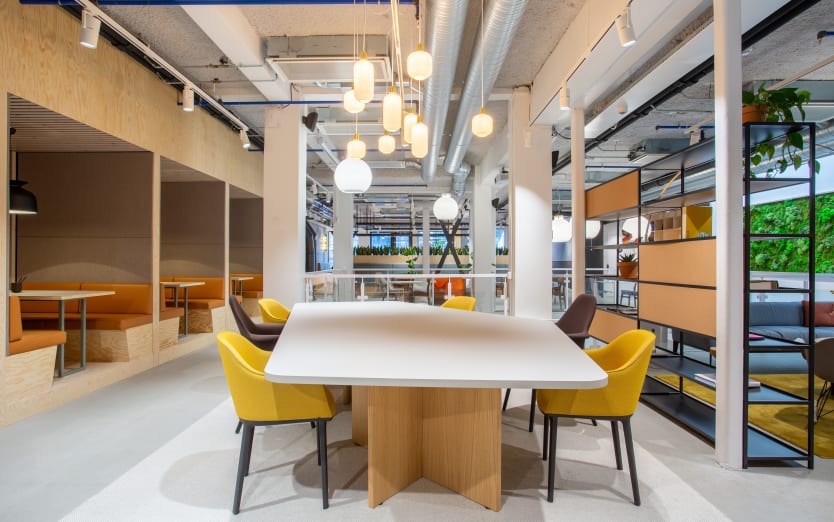 Kristian Augusts Gate 13, 164