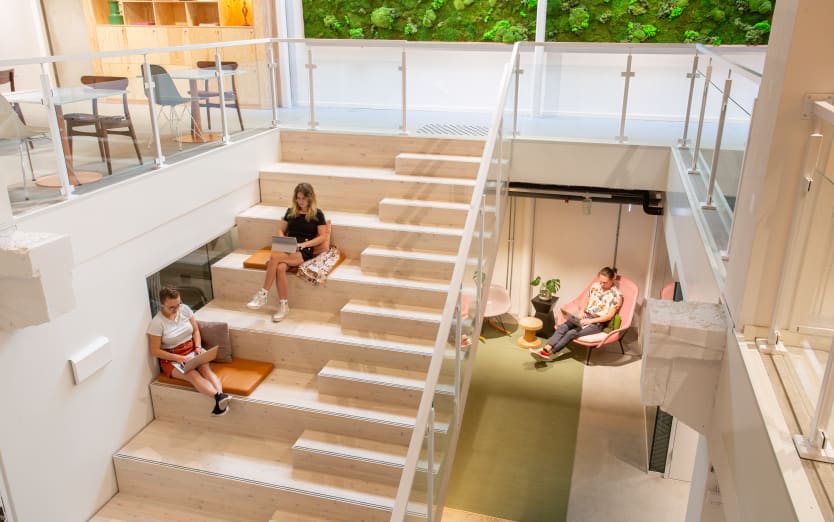 Kristian Augusts Gate 13, 164