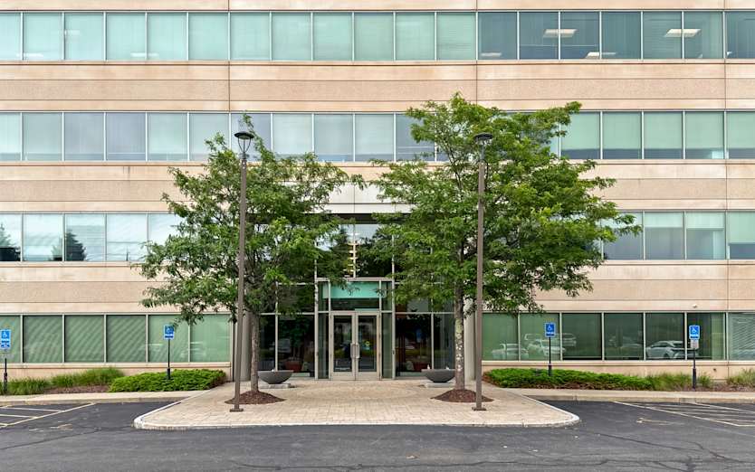 4 Research Drive, One Reservoir Corporate Centre, Suite 402, 06484