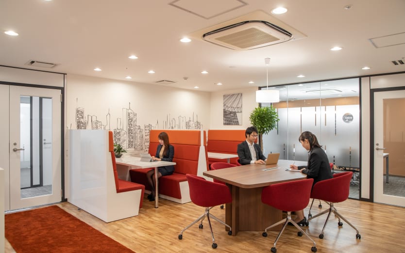 Yamani Building 6F, 2-2-32 , Nakadori, 010-0001