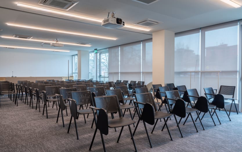 Via Milano, 10, 20097