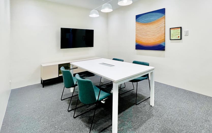 Lot 1A Alabang-Zapote rd. corner Marcos Alvarez Ave, Colours Center, -