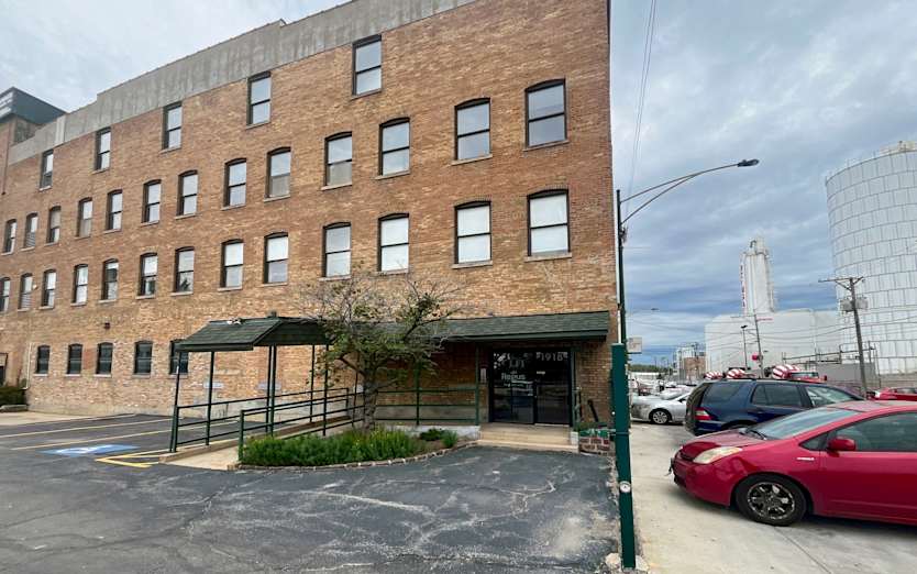 1918 N. Mendell Street, Suite 200, 60642