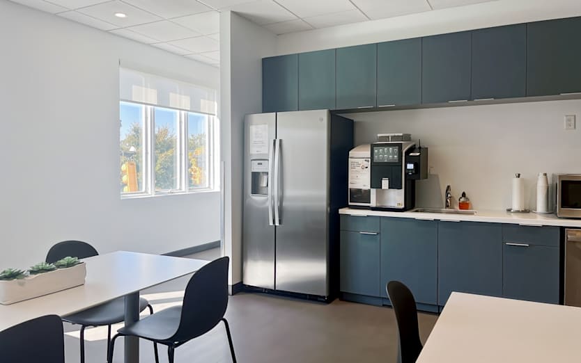 61 W Palisade Ave, 2B, 07631