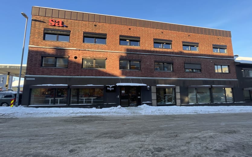 Jernbanegata 11, 1706