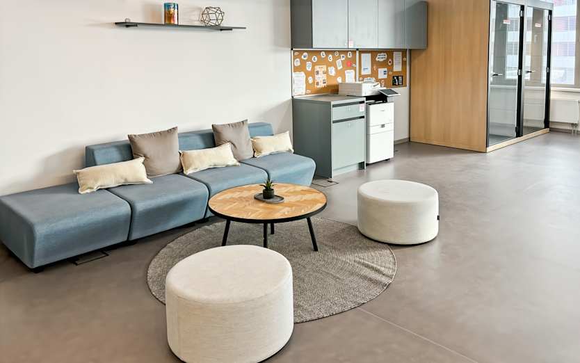 Zriedlova 13, 4th floor, 04001