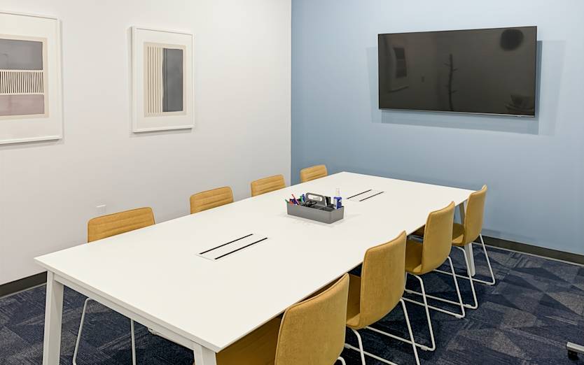 6044 S 16th St, Suite 180, 85042