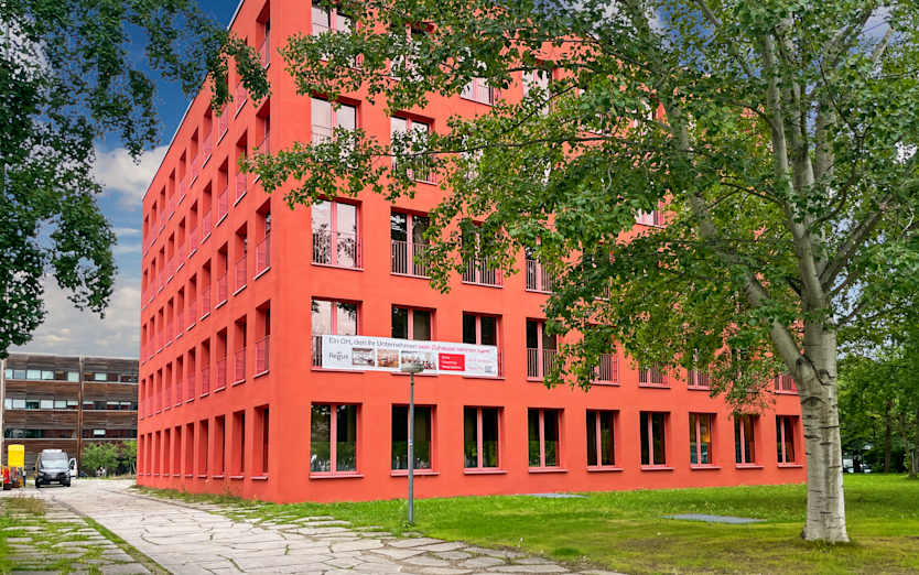 Beta-Straße 10a, 85774