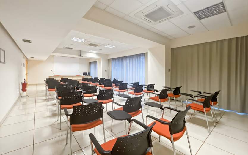 Via Giulio Pastore n.24, 84131