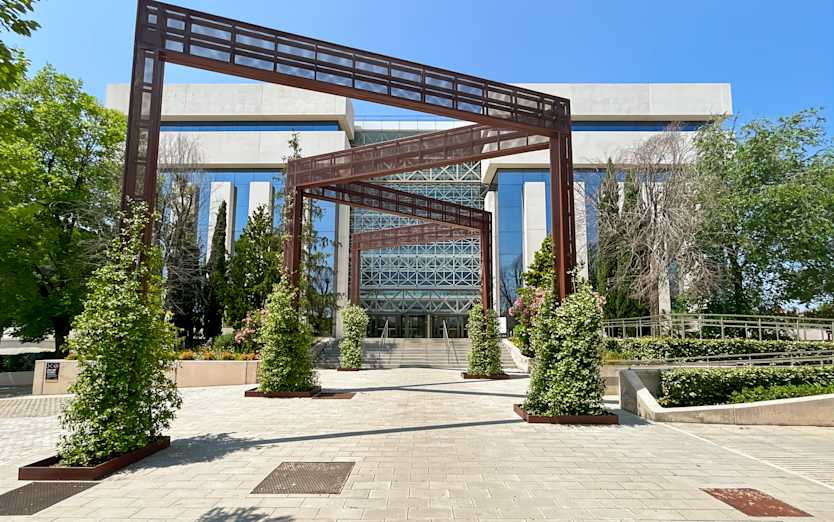 Calle Ribera de Loira 16, 28042