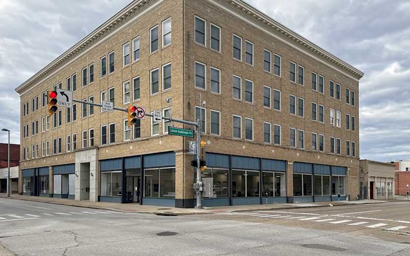 1038 Quarrier St, Suite 100, 25301