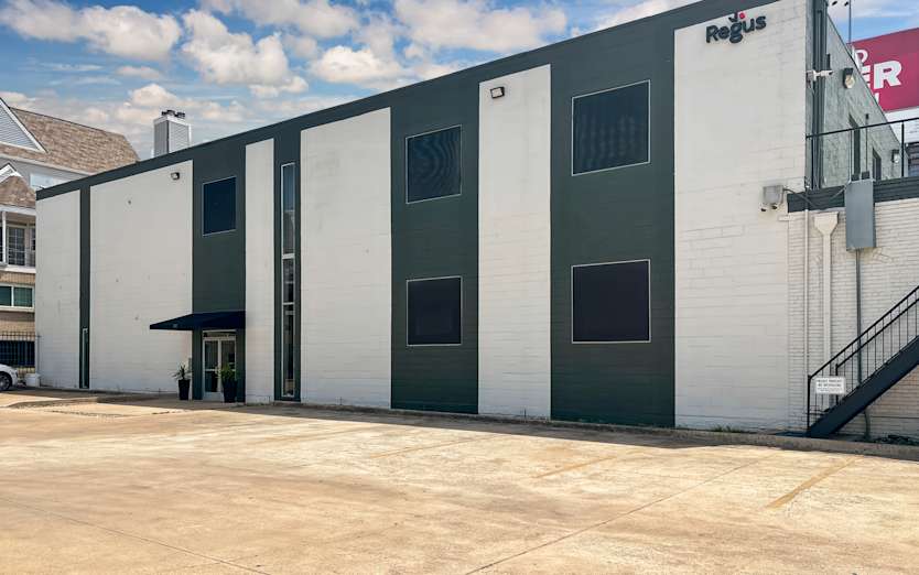 3008 Ross Ave, Suite 100, 75204