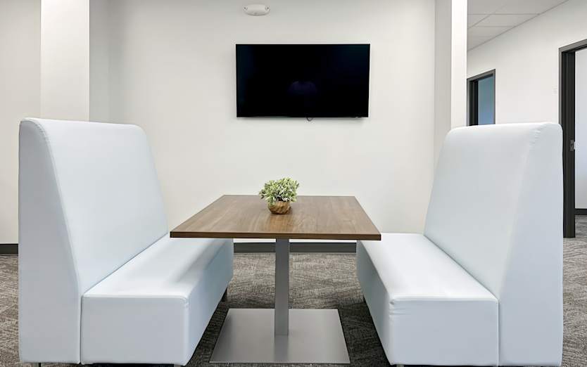 4595 Broadmoor Ave SE, Suite 115, 49512