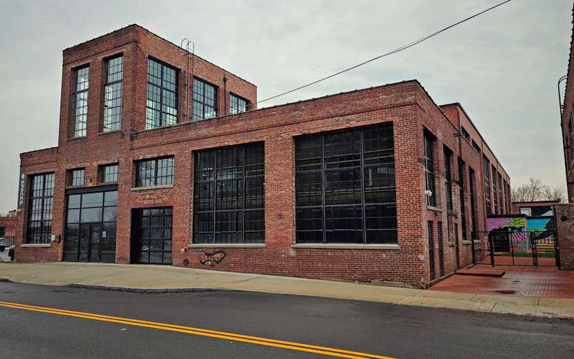 155 Chandler St, 14207