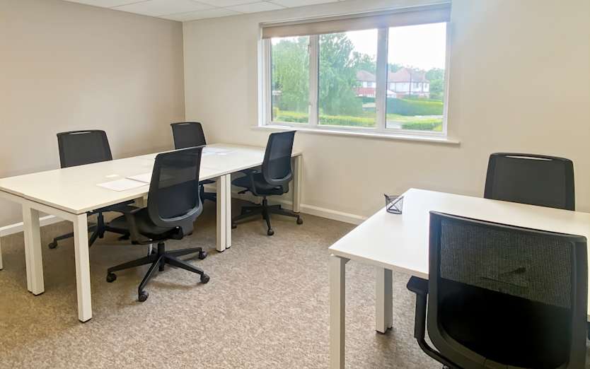 Whittington Hall, Worcester, WR5 2ZX