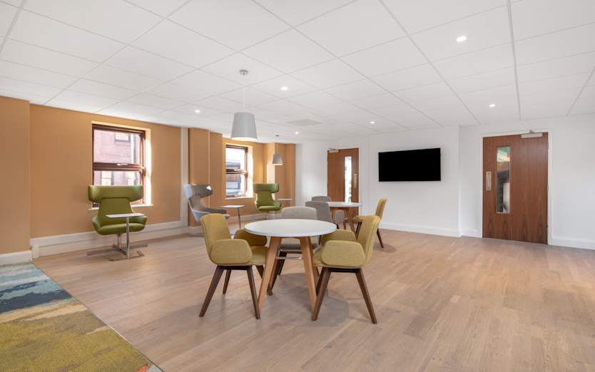 Oxford Street, Newbury, RG14 1JB