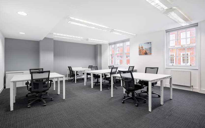 Bolsover Street, Noho, W1W 6AB