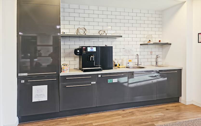 Grosvenor Square, Southampton, SO15 2BG