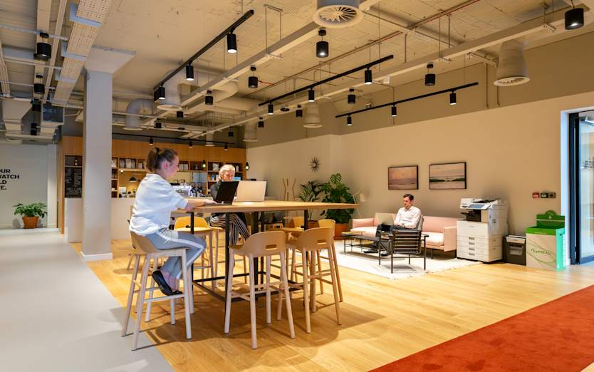 6 Woking One, Woking, GU21 6BG